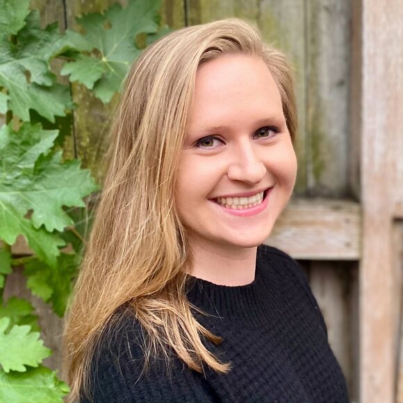 Meet your Posher, Sinclaire - Picture 1 of 1